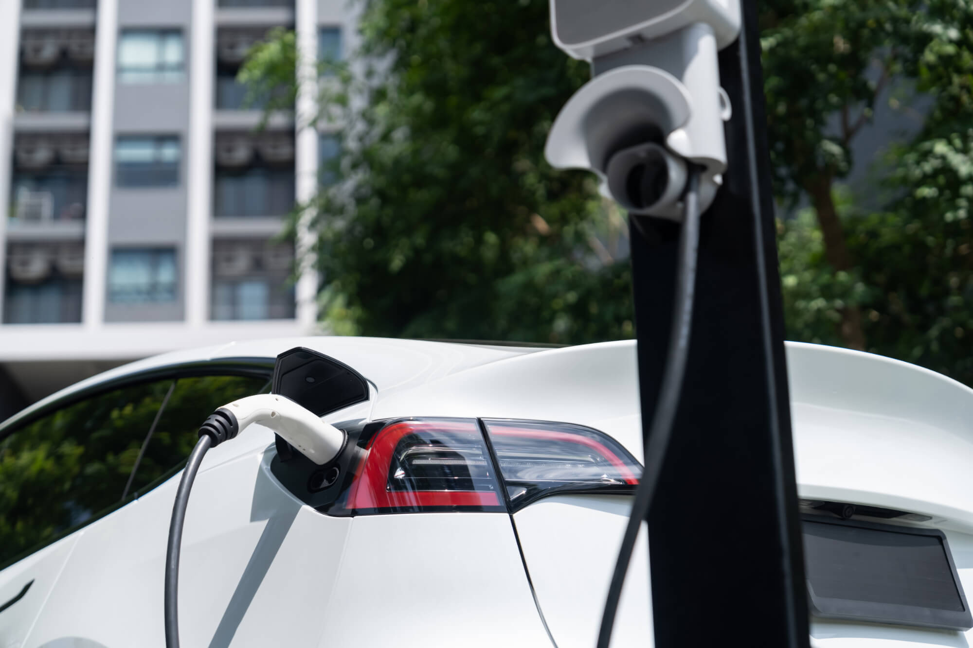 Hôtels avec bornes de recharge : tout ce qu’il faut savoir | Charge+